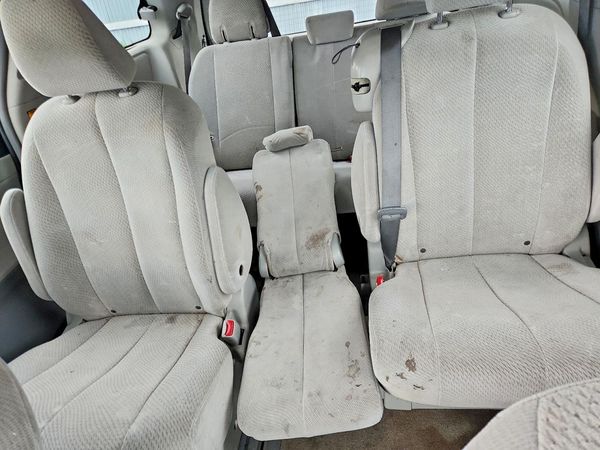 2013 TOYOTA SIENNA