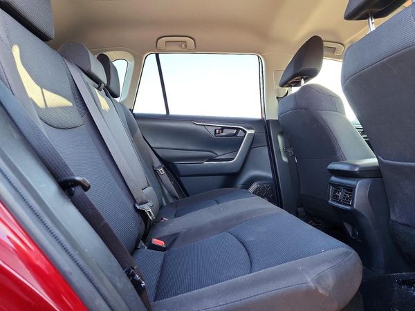 2021 TOYOTA RAV4 LE HV