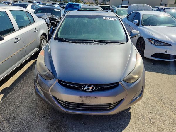 2012 HYUNDAI ELANTRA