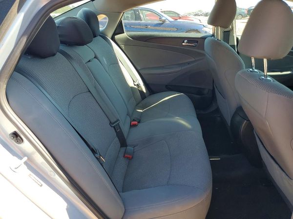 2013 HYUNDAI SONATA GLS/ GLS Popular