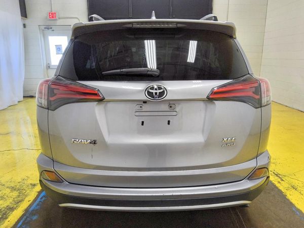 2016 TOYOTA RAV4 XLE (M Grade)