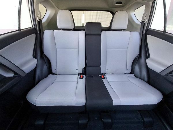 2016 TOYOTA RAV4 XLE (M Grade)