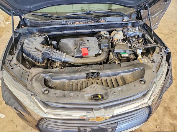 2022 CHEVROLET BLAZER 2LT — Engine bay