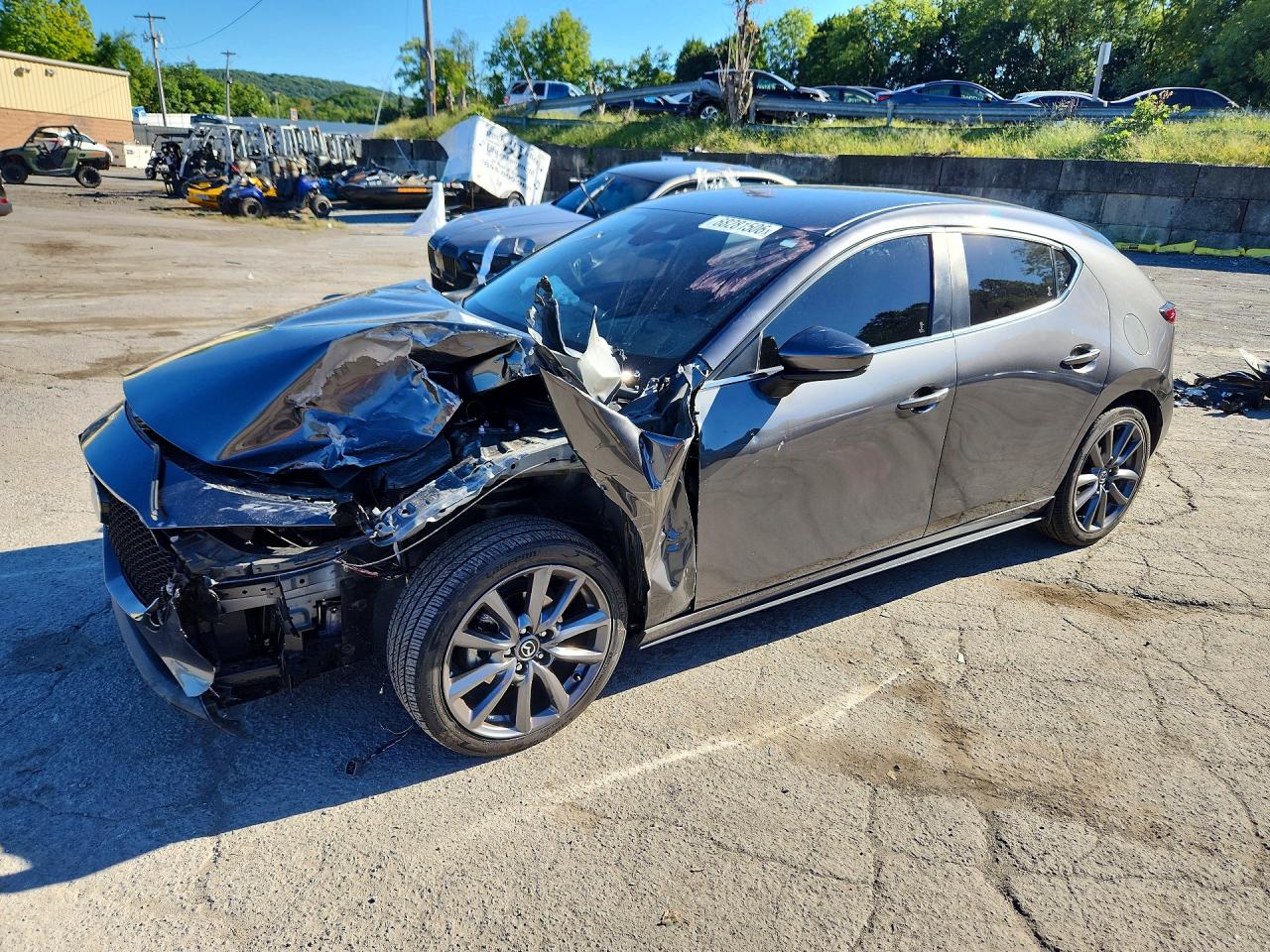 2021 MAZDA 3 — Front 3/4