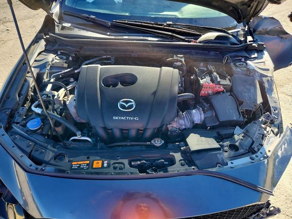 2021 MAZDA 3 — Engine bay
