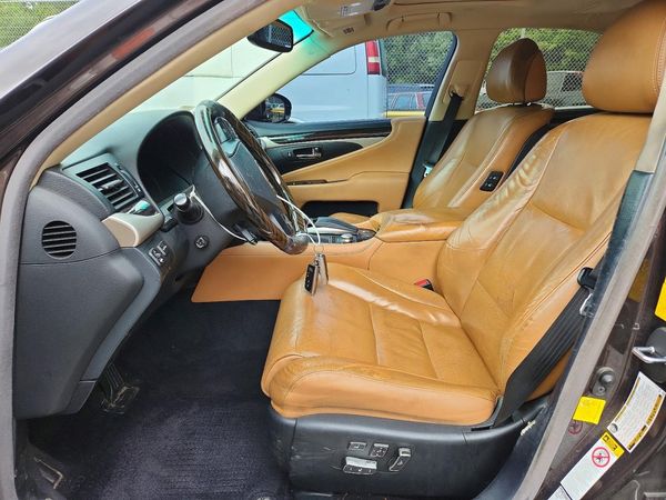 2014 LEXUS LS 460