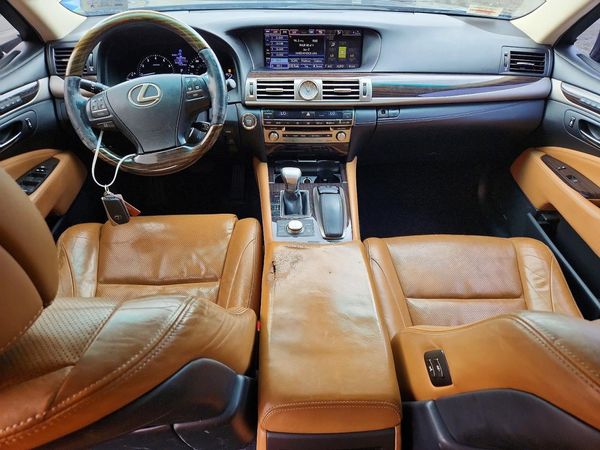 2014 LEXUS LS 460