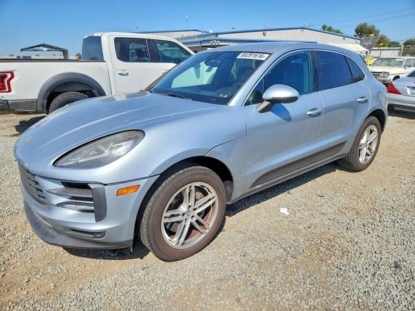 2020 PORSCHE MACAN