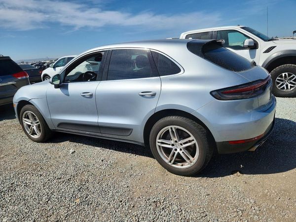 2020 PORSCHE MACAN