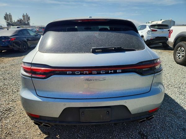 2020 PORSCHE MACAN
