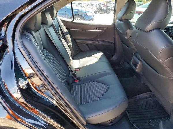 2020 TOYOTA CAMRY SE Hybrid