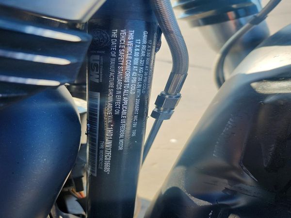 2015 HARLEY-DAVIDSON FL