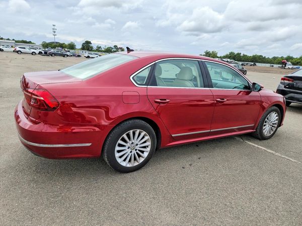 2017 VOLKSWAGEN PASSAT SE — PSRA