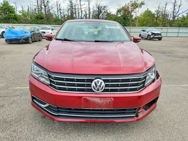 2017 VOLKSWAGEN PASSAT SE — DIRF