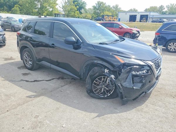 2021 NISSAN ROGUE S — Passenger 3/4