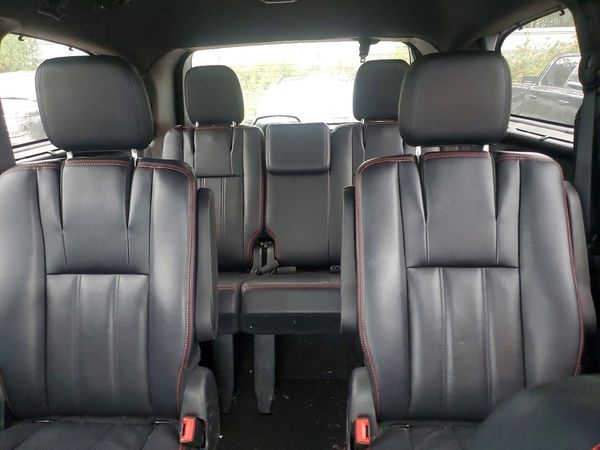 2017 DODGE GRAND CARAVAN GT — SUVN