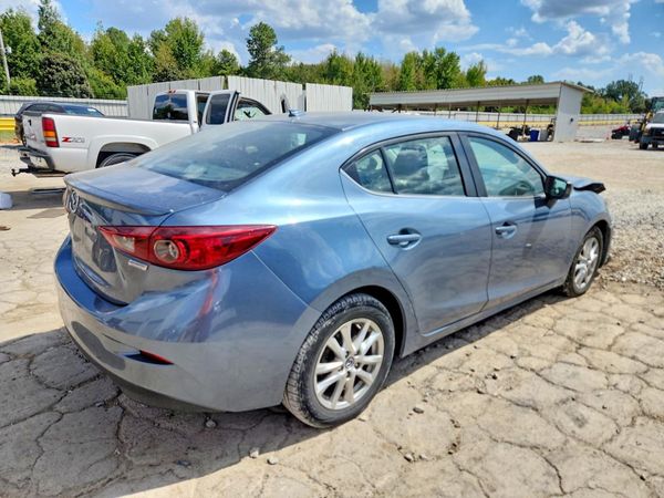 2014 MAZDA 3
