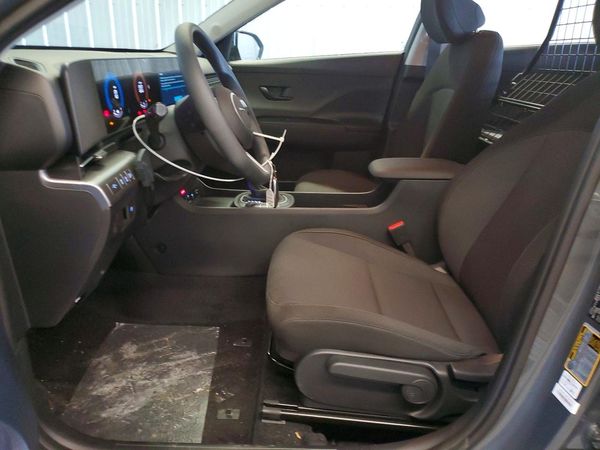 2026 HYUNDAI KONA SE — DENT