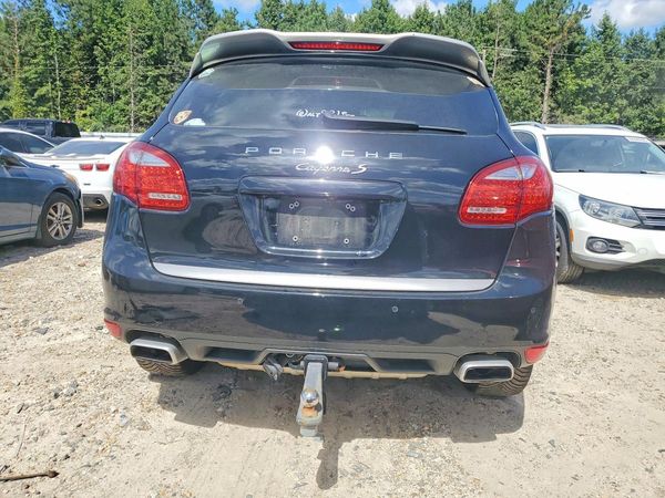 2014 PORSCHE CAYENNE — DIRR