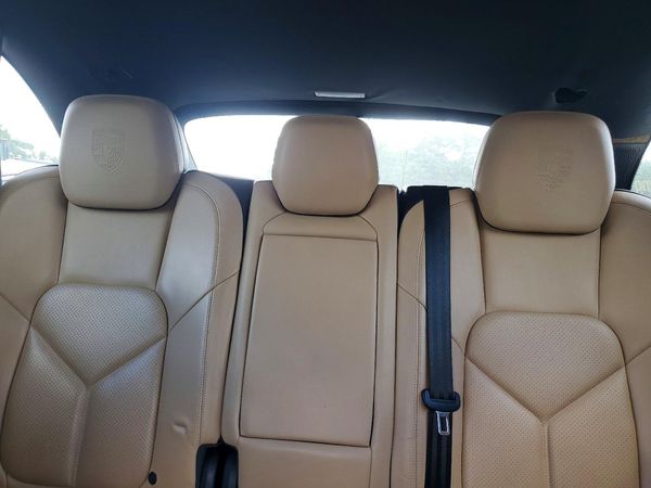 2014 PORSCHE CAYENNE — SUVN