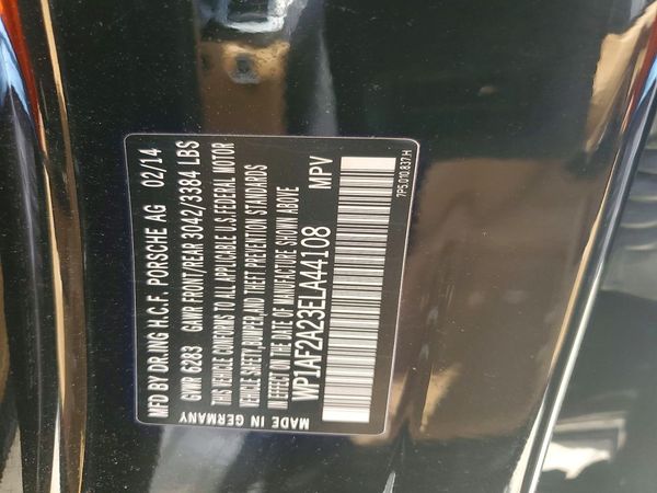 2014 PORSCHE CAYENNE — VINS