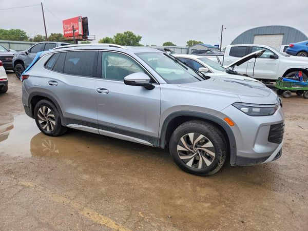 2025 VOLKSWAGEN TIGUAN S — Passenger 3/4