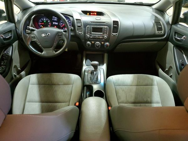 2015 KIA FORTE GL(Middle-low grade)