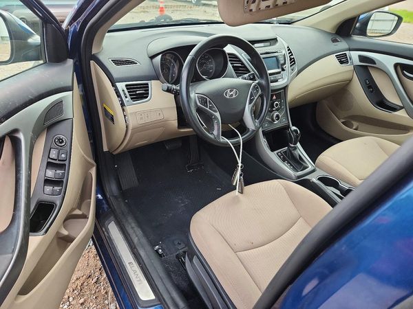 2016 HYUNDAI ELANTRA