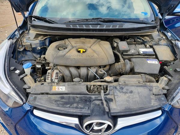 2016 HYUNDAI ELANTRA