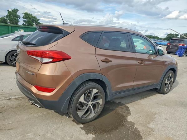 2016 HYUNDAI TUCSON