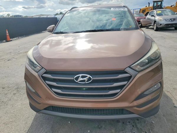 2016 HYUNDAI TUCSON