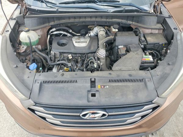 2016 HYUNDAI TUCSON