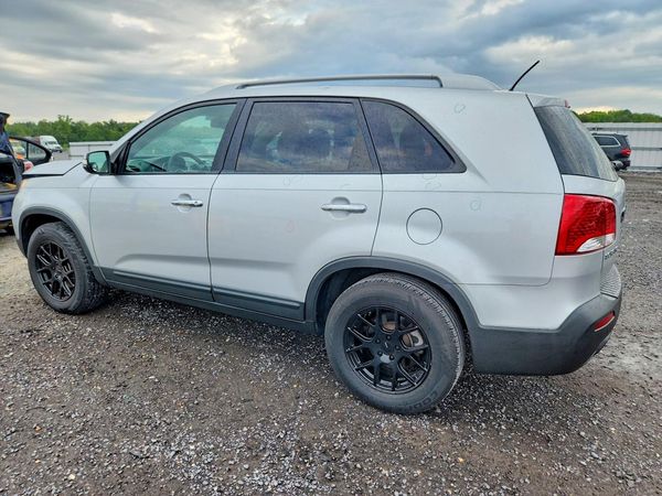 2013 KIA SORENTO Base / LX