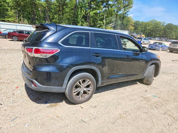 2016 TOYOTA HIGHLANDER