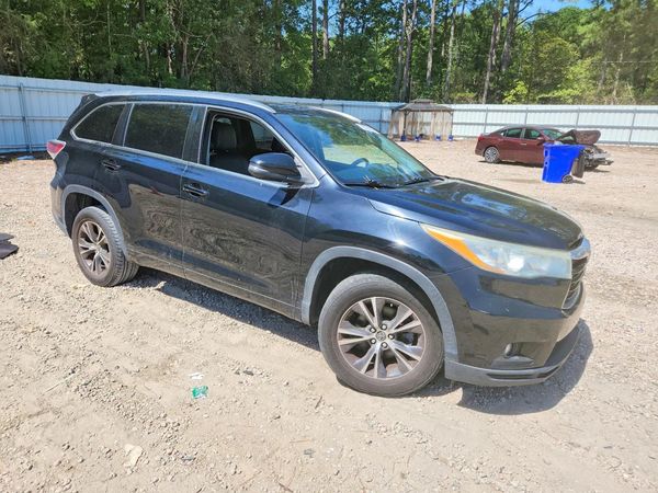 2016 TOYOTA HIGHLANDER