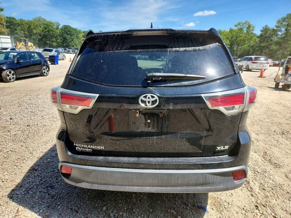 2016 TOYOTA HIGHLANDER