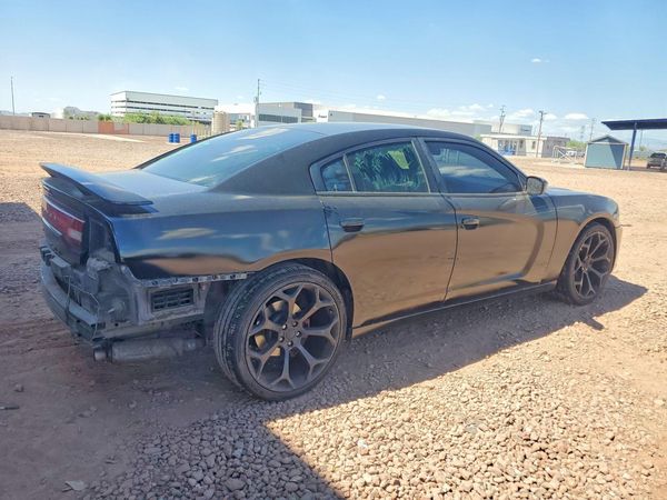 2012 DODGE CHARGER SE