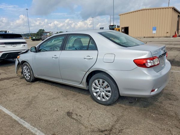 2013 TOYOTA COROLLA