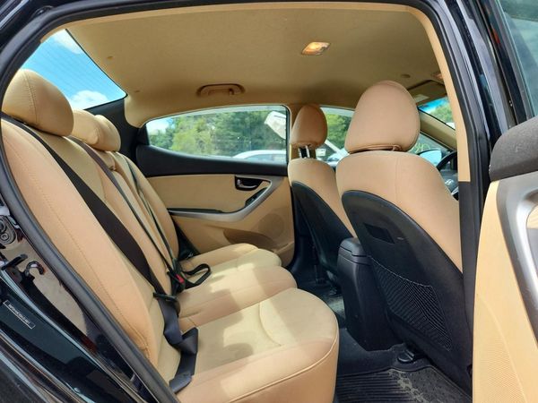 2013 HYUNDAI ELANTRA
