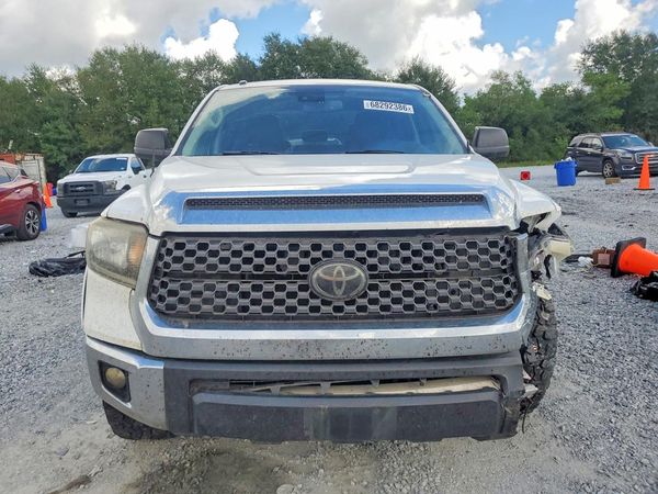 2018 TOYOTA TUNDRA