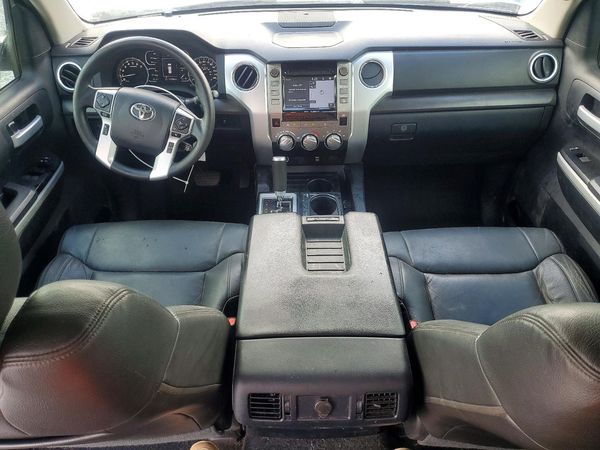 2018 TOYOTA TUNDRA