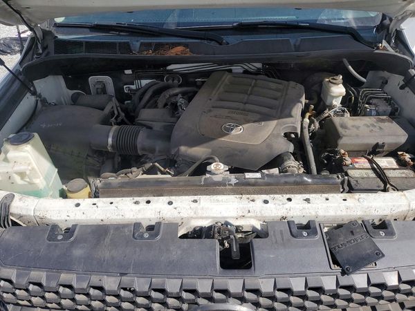 2018 TOYOTA TUNDRA