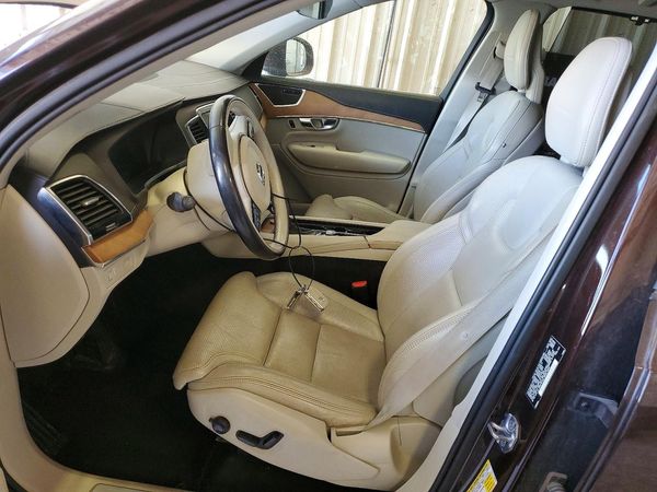 2018 VOLVO XC90 Inscription
