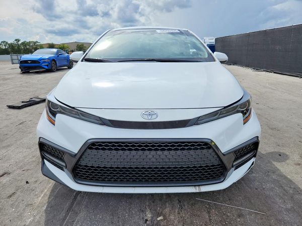 2022 TOYOTA COROLLA