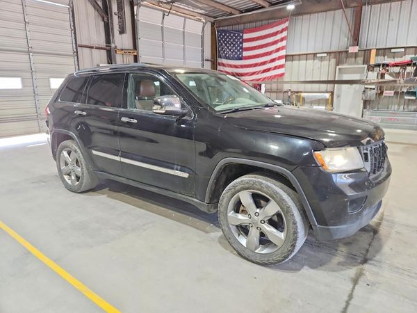 2013 JEEP GRAND CHER Overland — Passenger 3/4