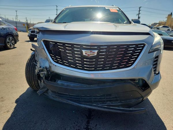 2023 CADILLAC XT4 Luxury — DIRF
