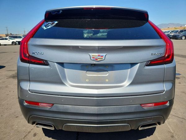 2023 CADILLAC XT4 Luxury — DIRR