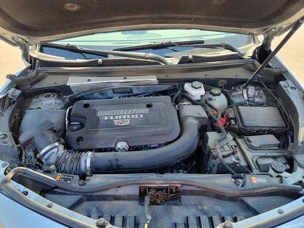 2023 CADILLAC XT4 Luxury — Engine bay