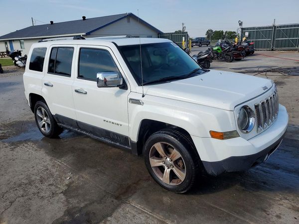 2016 JEEP PATRIOT Latitude