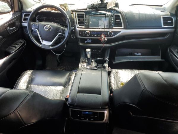 2019 TOYOTA HIGHLANDER SE/XLE